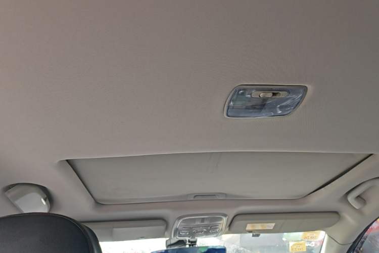 Used Haval H6 2014 Sport Version 1.5T Manual Two-Wheel Drive Elite Edition Headliner