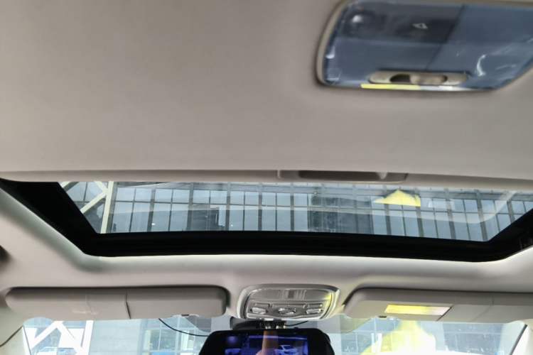Used Haval H6 2014 Sport Edition 2.4L Automatic Elite Model Headliner