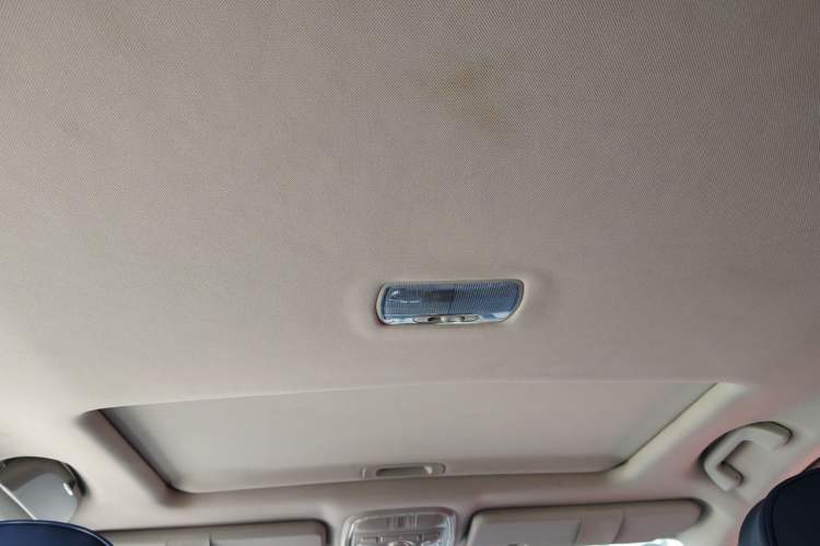 Used Haval H6 2014 Sport Version 1.5T Manual Two-Wheel Drive Elite Edition Headliner
