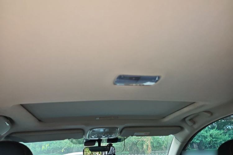 Used Haval H6 2014 Sport Version 1.5T Manual Two-Wheel Drive Elite Edition Headliner