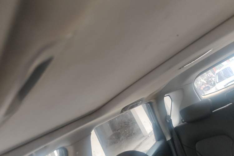 Used Haval H6 2014 Sport Version 1.5T Manual Two-Wheel Drive Elite Edition Headliner