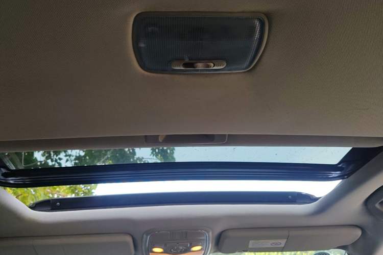 Used Haval H6 2014 Sport Edition 2.4L Automatic Elite Model Headliner