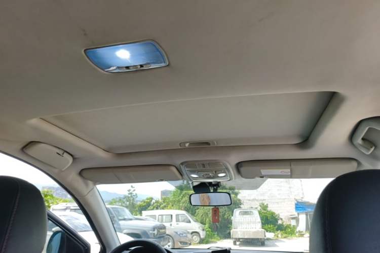 Used Haval H6 2014 Sport Version 1.5T Manual Two-Wheel Drive Elite Edition Headliner