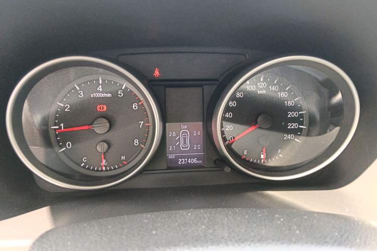 Used Haval H6 2014 Sport Version 1.5T Manual Two-Wheel Drive Elite Edition Instrument Cluster