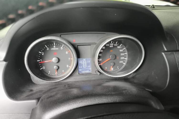 Used Haval H6 2014 Upgraded Model 1.5T Manual Two-Wheel Drive Elite Version Instrument Cluster
