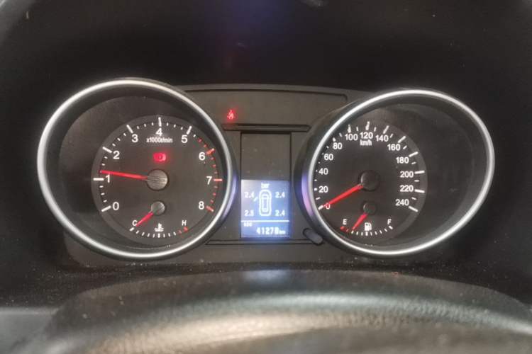 Used Haval H6 2014 Sport Version 1.5T Manual Two-Wheel Drive Elite Edition Instrument Cluster