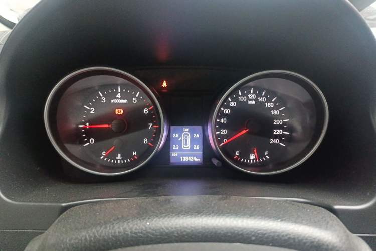 Used Haval H6 2014 Upgraded Model 1.5T Manual 4x4 Elite Version Instrument Cluster