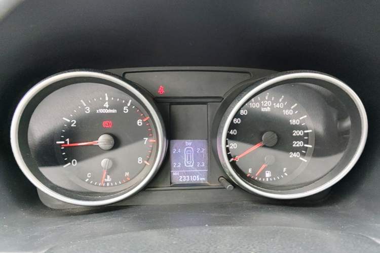 Used Haval H6 2014 Sport Version 1.5T Manual Two-Wheel Drive Elite Edition Instrument Cluster