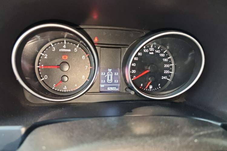Used Haval H6 2014 Sport Version 1.5T Manual Two-Wheel Drive Elite Edition Instrument Cluster