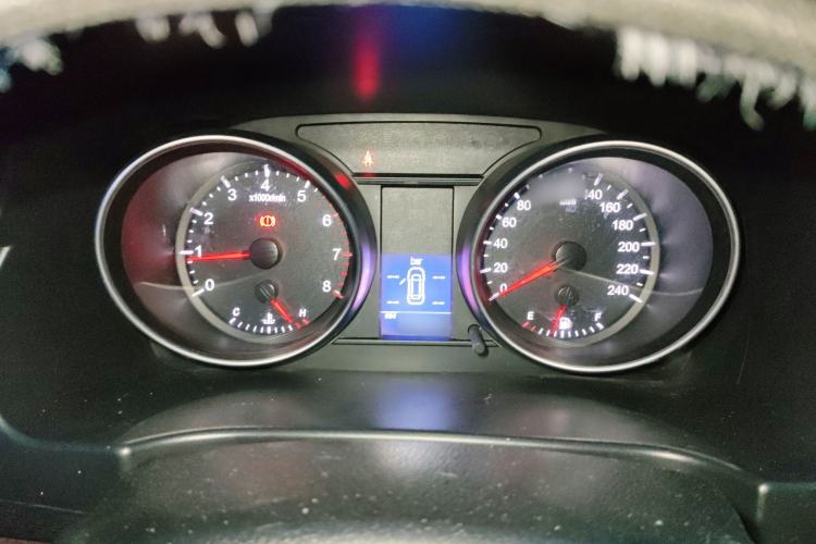 Used Haval H6 2014 Sport Version 1.5T Manual Two-Wheel Drive Elite Edition Instrument Cluster