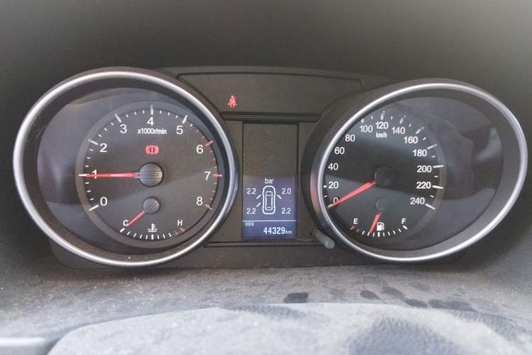 Used Haval H6 2014 Sport Version 1.5T Manual Two-Wheel Drive Elite Edition Instrument Cluster