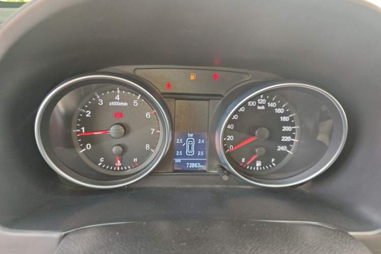 Used Haval H6 2014 Upgraded Model 1.5T Manual Two-Wheel Drive Elite Version Instrument Cluster