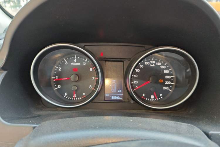 Used Haval H6 2014 Sport Version 1.5T Manual Two-Wheel Drive Elite Edition Instrument Cluster