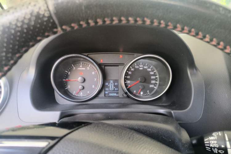 Used Haval H6 2014 Upgraded Model 1.5T Manual Two-Wheel Drive Elite Version Instrument Cluster