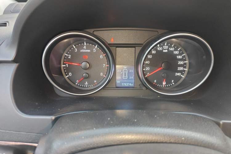 Used Haval H6 2014 Sport Version 1.5T Manual Two-Wheel Drive Elite Edition Instrument Cluster
