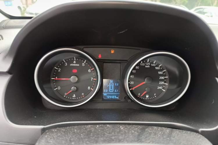 Used Haval H6 2014 Sport Version 1.5T Manual Two-Wheel Drive Elite Edition Instrument Cluster