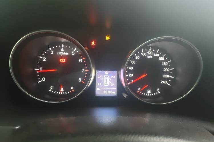 Used Haval H6 2014 Sport Version 1.5T Manual Two-Wheel Drive Elite Edition Instrument Cluster