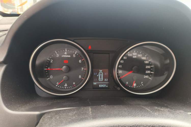 Used Haval H6 2014 Sport Version 1.5T Manual Two-Wheel Drive Elite Edition Instrument Cluster
