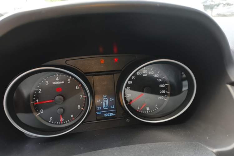 Used Haval H6 2014 Sport Version 1.5T Manual Two-Wheel Drive Elite Edition Instrument Cluster