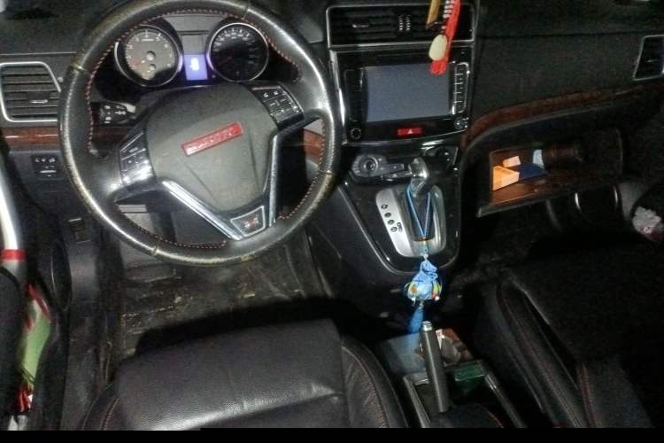 Used Haval H6 2014 Sport Edition 2.4L Automatic Elite Model Interior 2