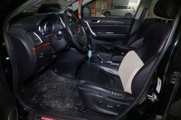 Used Haval H6 2014 Sport Edition 2.4L Automatic Elite Model Interior 3