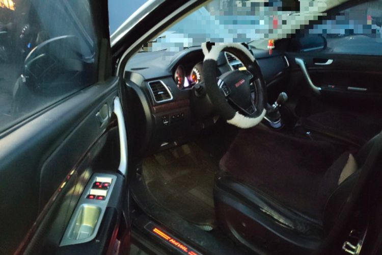 Used Haval H6 2014 Sport Version 1.5T Manual Two-Wheel Drive Elite Edition Interior 3