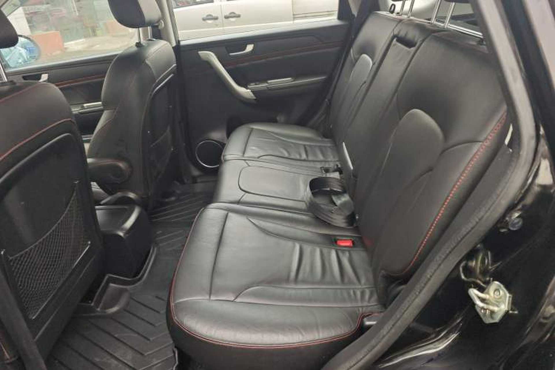 Used Haval H6 2014 Sport Edition 1.5T Manual 4x4 Elite Model Interior 4
