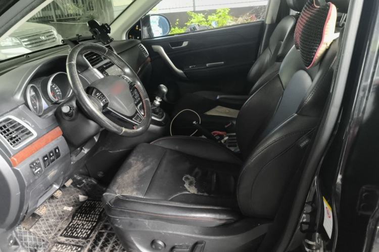 Used Haval H6 2014 Upgraded Model 1.5T Manual Two-Wheel Drive Elite Version Left Front Seat