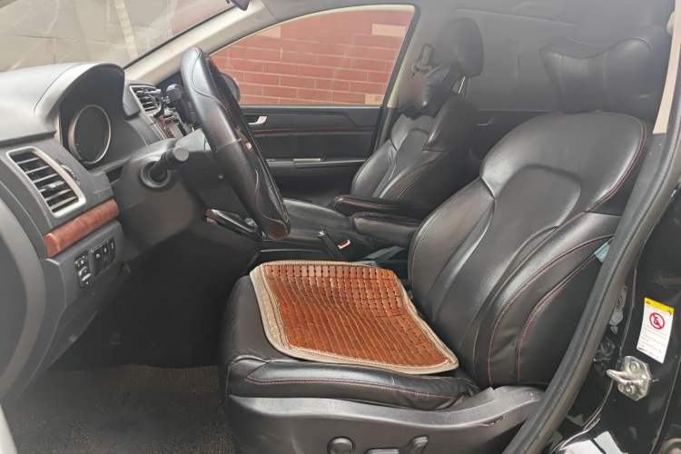 Used Haval H6 2014 Sport Version 1.5T Manual Two-Wheel Drive Elite Edition Left Front Seat