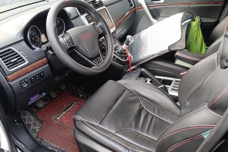 Used Haval H6 2014 Sport Version 1.5T Manual Two-Wheel Drive Elite Edition Left Front Seat