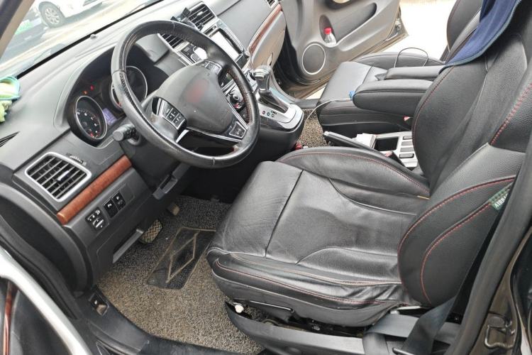 Used Haval H6 2014 Sports Edition 2.4L Automatic Prestige Model Left Front Seat