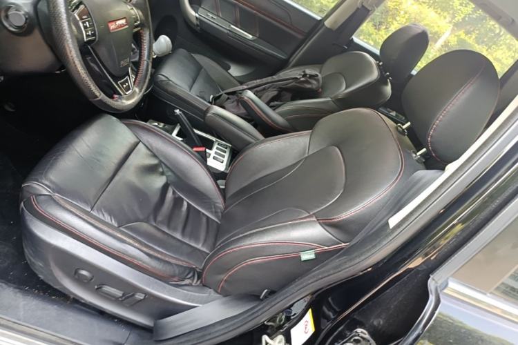 Used Haval H6 2014 Sport Version 1.5T Manual Two-Wheel Drive Elite Edition Left Front Seat