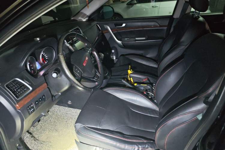 Used Haval H6 2014 Sport Version 1.5T Manual Two-Wheel Drive Elite Edition Left Front Seat