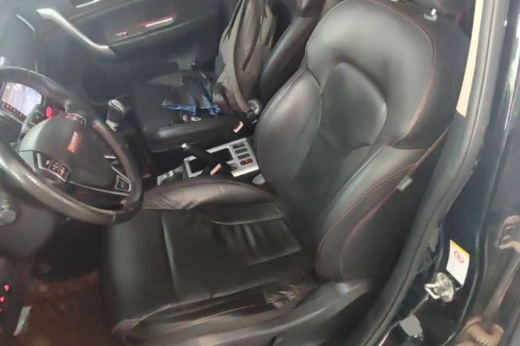 Used Haval H6 2014 Sport Version 1.5T Manual Two-Wheel Drive Elite Edition Left Front Seat