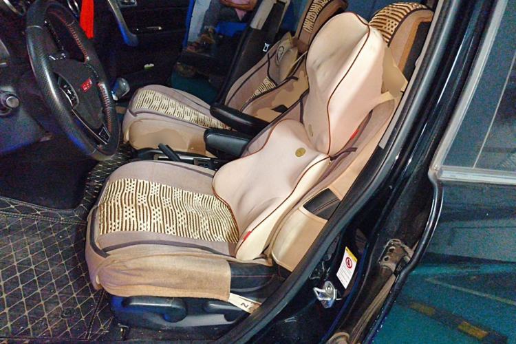 Used Haval H6 2014 Upgraded Model 1.5T Manual Two-Wheel Drive Elite Version Left Front Seat