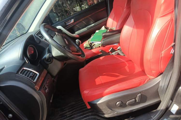 Used Haval H6 2014 Sport Version 1.5T Manual Two-Wheel Drive Elite Edition Left Front Seat