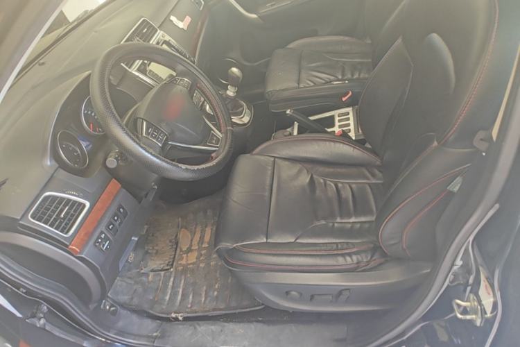 Used Haval H6 2014 Sport Version 1.5T Manual Two-Wheel Drive Elite Edition Left Front Seat