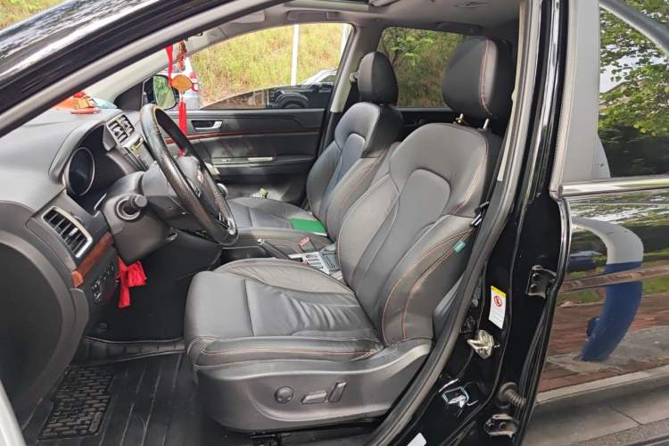 Used Haval H6 2014 Sport Version 1.5T Manual Two-Wheel Drive Elite Edition Left Front Seat