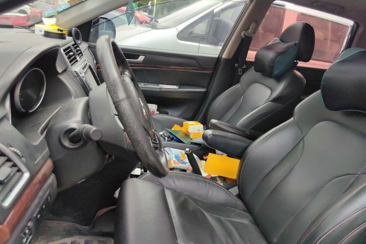 Used Haval H6 2014 Sport Version 1.5T Manual Two-Wheel Drive Elite Edition Left Front Seat