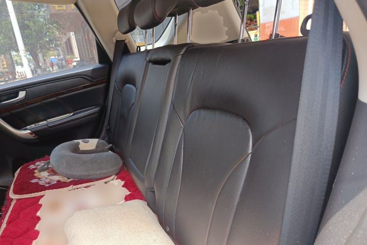 Used Haval H6 2014 Sport Version 1.5T Manual Two-Wheel Drive Elite Edition Left Rear Seat