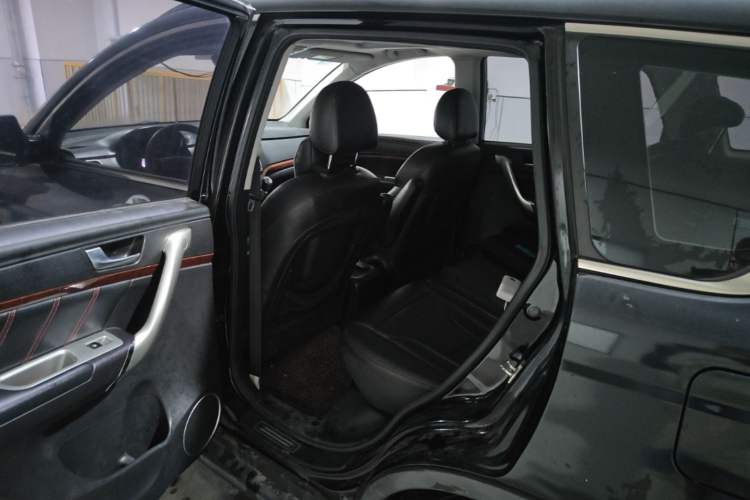 Used Haval H6 2014 Sport Version 1.5T Manual Two-Wheel Drive Elite Edition Left Rear Seat