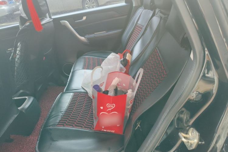 Used Haval H6 2014 Sport Version 1.5T Manual Two-Wheel Drive Elite Edition Left Rear Seat