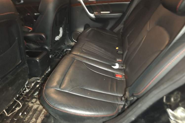 Used Haval H6 2014 Sport Version 1.5T Manual Two-Wheel Drive Elite Edition Left Rear Seat
