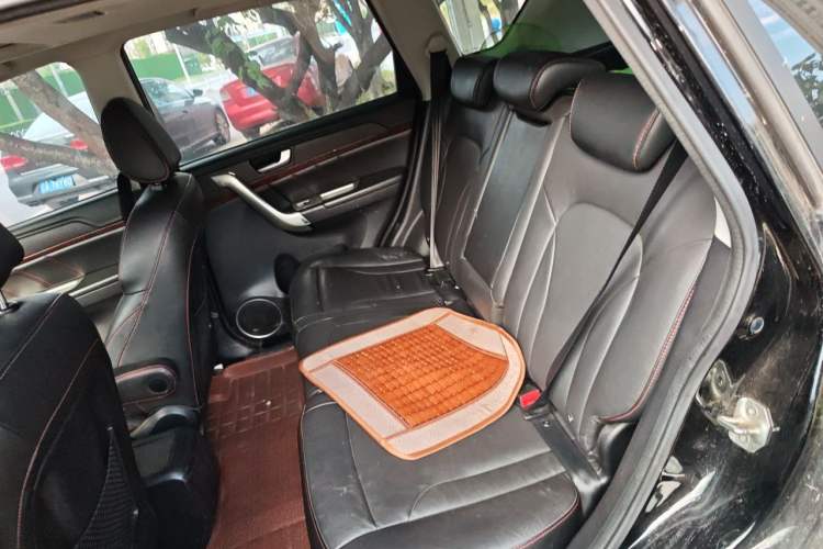 Used Haval H6 2014 Sport Version 1.5T Manual Two-Wheel Drive Elite Edition Left Rear Seat