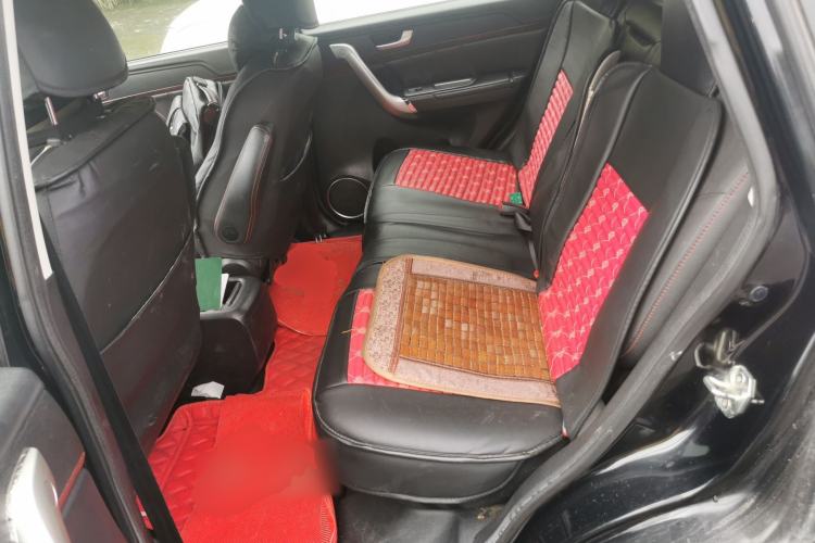 Used Haval H6 2014 Sport Edition 2.0T Diesel Manual Two-Wheel-Drive Elite Model Left Rear Seat