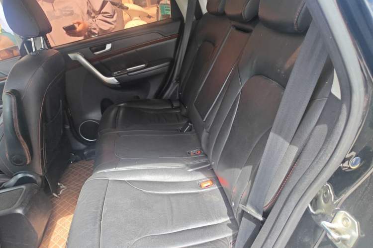 Used Haval H6 2014 Sport Version 1.5T Manual Two-Wheel Drive Elite Edition Left Rear Seat