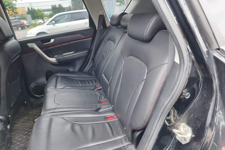 Used Haval H6 2014 Sport Version 1.5T Manual Two-Wheel Drive Elite Edition Left Rear Seat