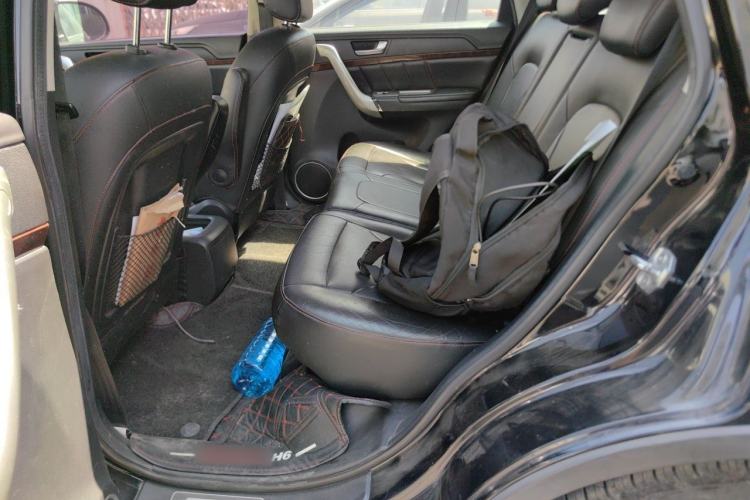 Used Haval H6 2014 Sport Version 1.5T Manual Two-Wheel Drive Elite Edition Left Rear Seat