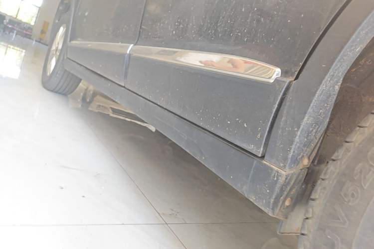 Used Haval H6 2014 Sport Version 1.5T Manual Two-Wheel Drive Elite Edition Left Side Sill