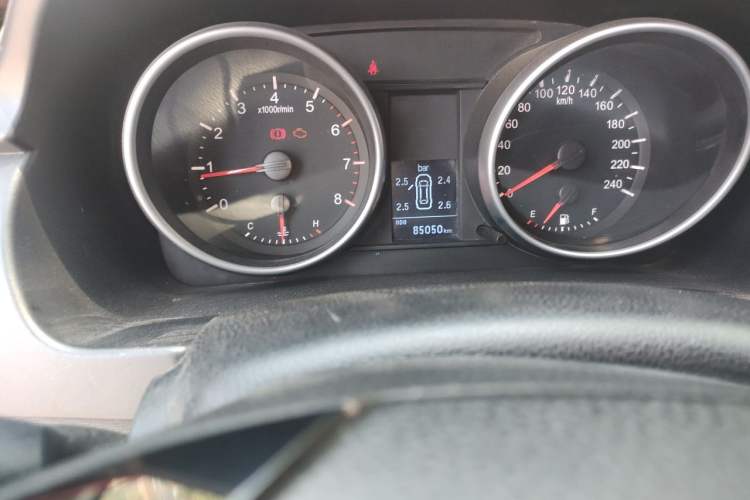 Used Haval H6 2014 Sport Version 1.5T Manual Two-Wheel Drive Elite Edition Odometer Close Up